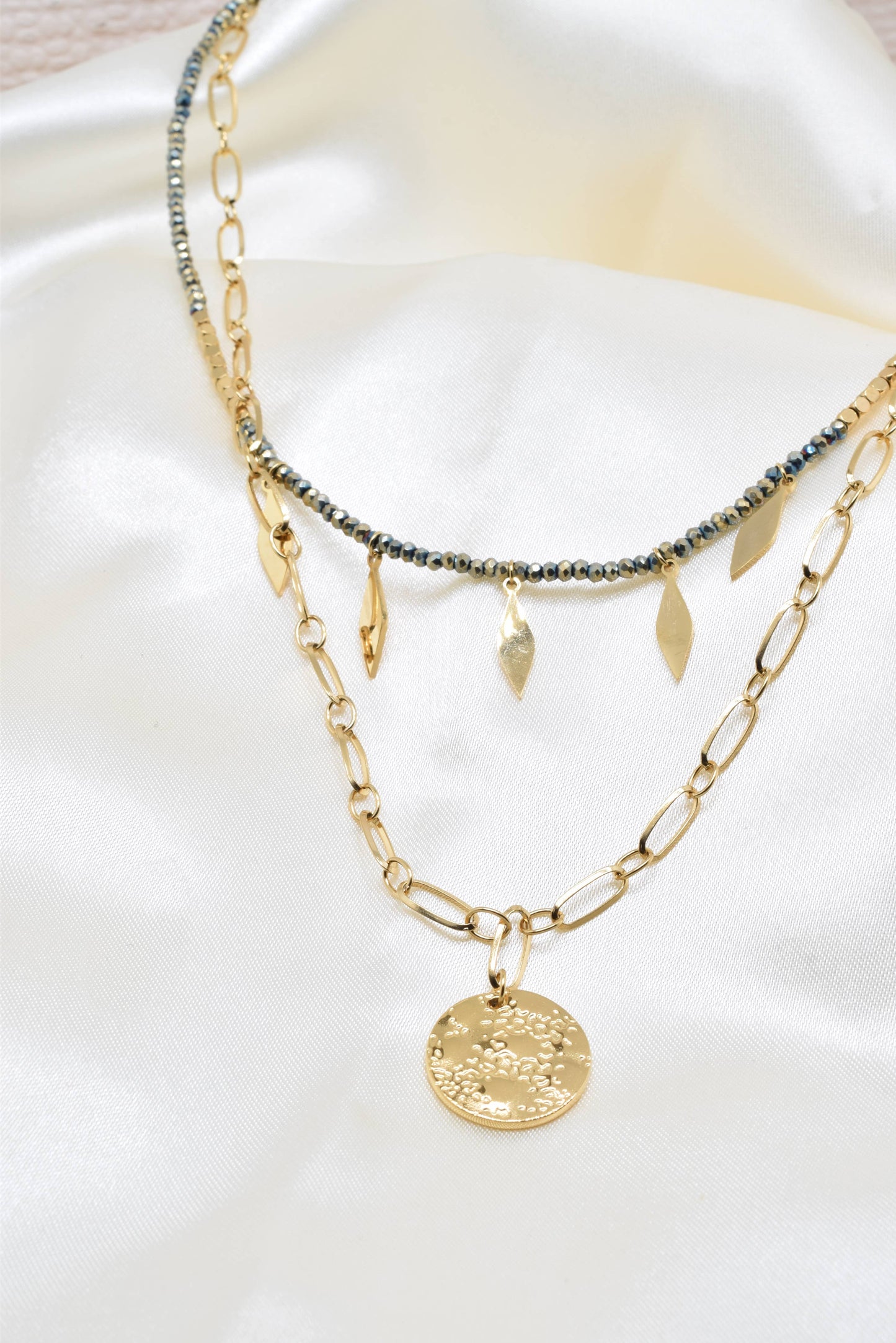 Two row gold steel necklace with crystals -