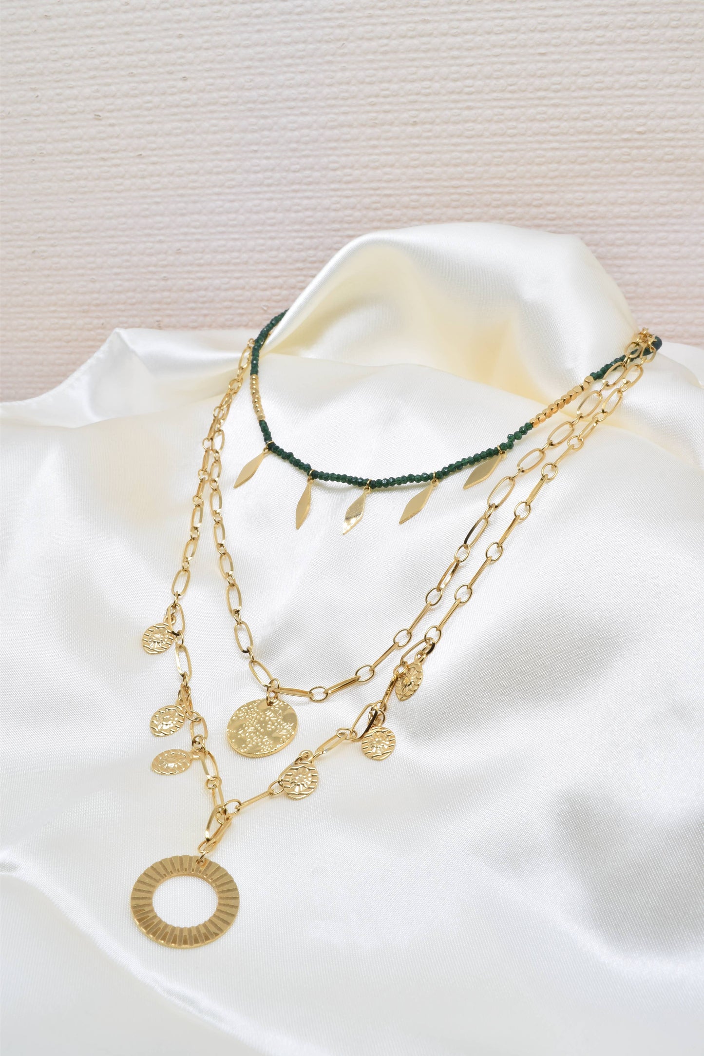 Three row gold steel necklace with crystals -